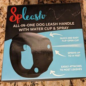 New - Never Used - SPLEASH - Portable Pet Water Dispenser